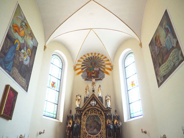 Sanktuarium św. Józefa - Prudnik Las - ołtarz główny,  Klasztor Zakonu Braci Mniejszych.