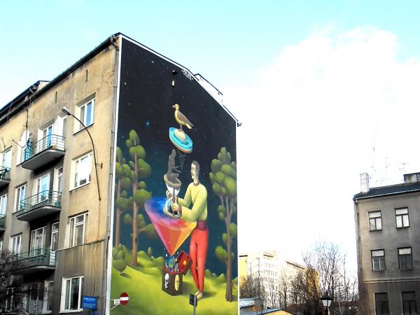 Graffiti na budynku przy ul. Jasnej.