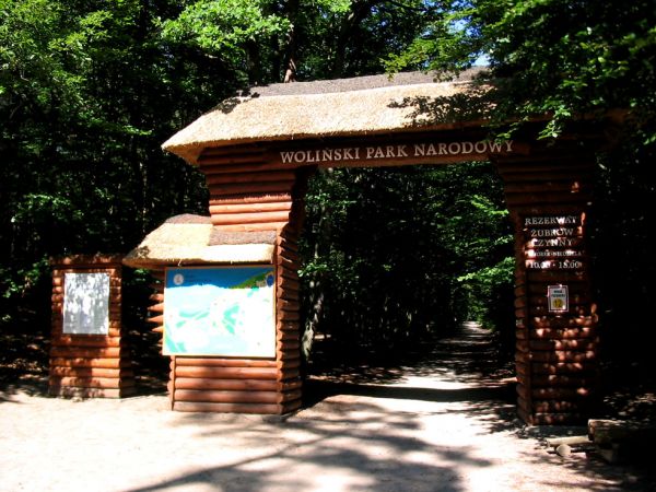 Brama Wolińskiego Parku Narodowego