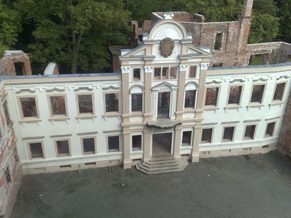 Zespół pałacowo-parkowy po rewitalizacji.