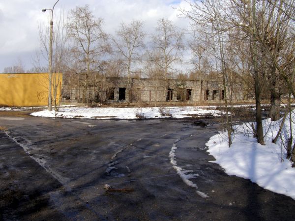 Zdewastowana fabryka domów ul. Północnej   fot.  10