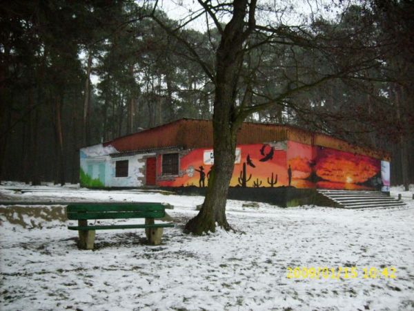 Dyskoteka przy plaży nad j. Sarcz