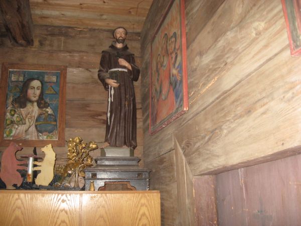 Figura św. Antoniego usunięta z kościoła