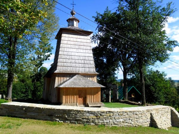 Nie miałem dostępu do wnętrza cerkwi. Może ktoś inny będzie miał to szczęście.