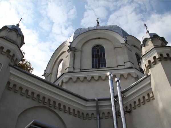 Cerkiew św. Michała Archanioła w Ryszkowej Woli , murowana parafialna cerkiew greckokatolicka . Zbudowana w 1896 r. Po wojnie cerkiew została przejęta przez koś