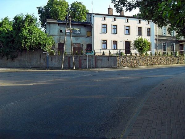 Skrzyżowanie - w prawo Tczewska, w lewo Owidzka