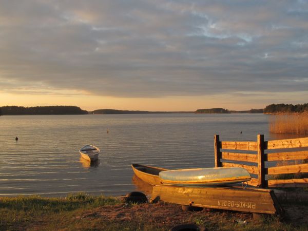 Zachód słońca nad jeziorem Wdzydze