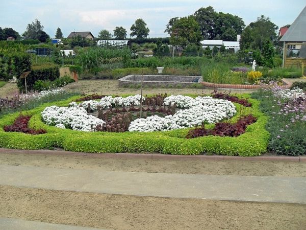 FRANK-RAJ _Ozdobne Ogrody Polskie