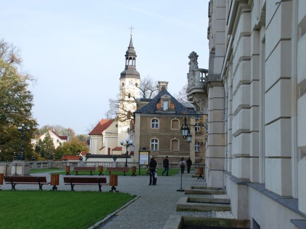 Zamek i kosciol katolicki