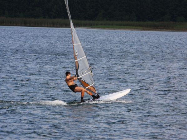 Jezioro Budzisławskie windsurfing