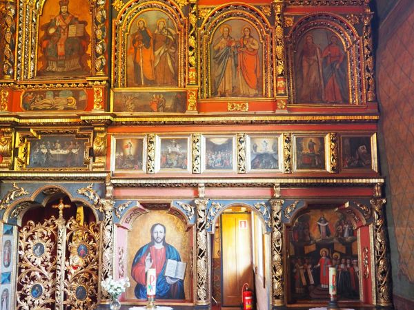 carskie wrota, fragment ściany ikonostasu i wrota diakońskie - no i podziw dla kunsztu mnichów - mistrzów piszących te ikony a w szczególności  ukłon przed maje