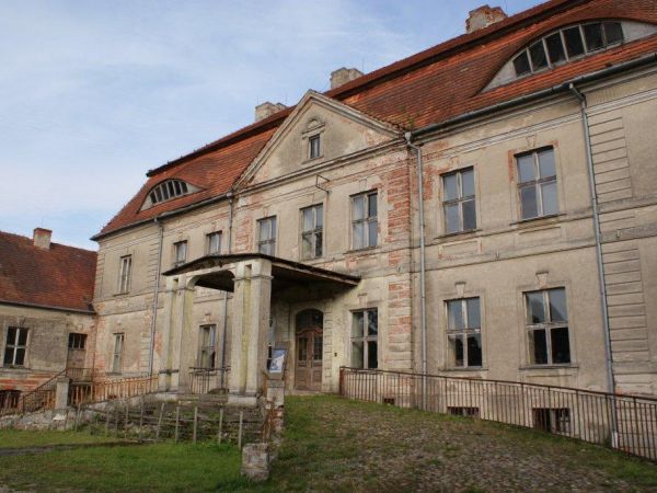 Pałac, Siemczyno - wrzesień 2011