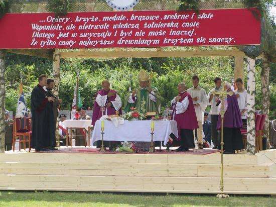 Masza ekumeniczna podczas obchodów sześćdziesiątej rocznicy &#8222;Bitwy pod Studziankami&#8221;