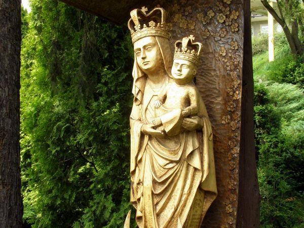 NAŁĘCZÓW ***  PRZYULICZNA KAPLICZKA