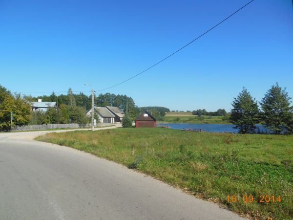 Droga z Rudawki do zalewu Sitawka na rzece Kumiałka.