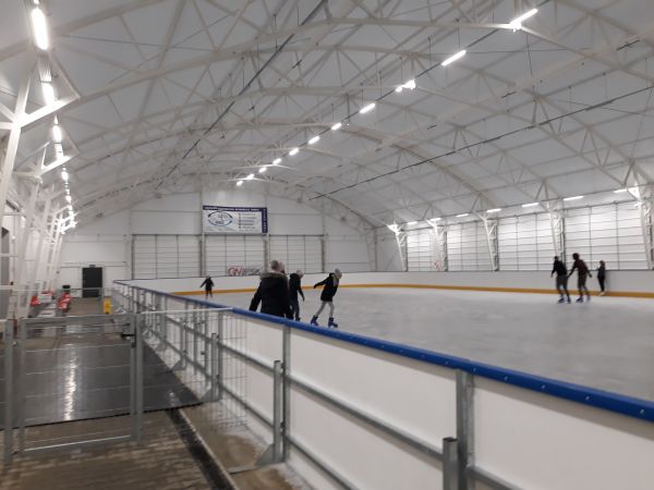 Lodowisko  od  środka