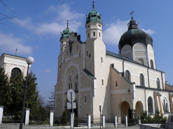 Cerkiew Grecko - katolicka p.w. Przemienienia Pańskiego  w Jarosławiu . Sanktuarium Maryjne Brama Miłosierdzia.