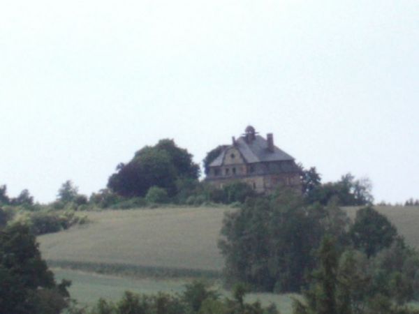 Pałac w Nagórzu-na granicy Pławnej Górnej.