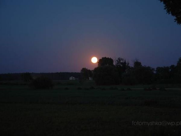 Łochyńsko 2 most - księżyc nad Bagnem (Leszek JAROSZ)
