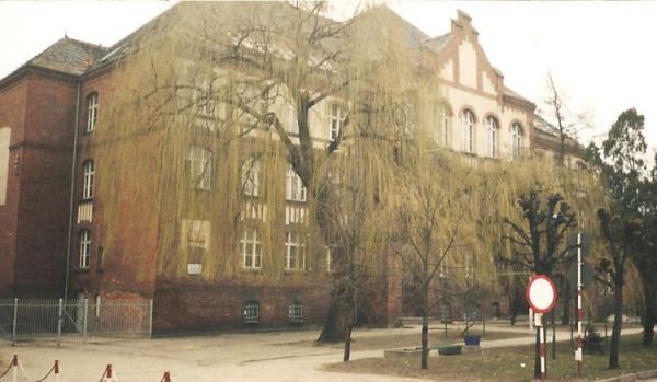 Grodzisk Wielkopolski-ul.3 maja, Gimnazjum im. Powst. Wielkopolskich.