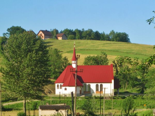 Kosciòl Parafialny w Wojnarowej pod wezwaniem Sw. Kingi