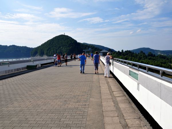 Solina . - zapora i elektrownia