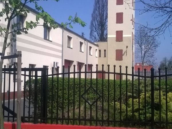 Komenda Powiatowa Państwowej Straży Pożarnej  63-900 Rawicz, ul.Scherwentkego 13   tel. 65 322 43 00   - sekretariat