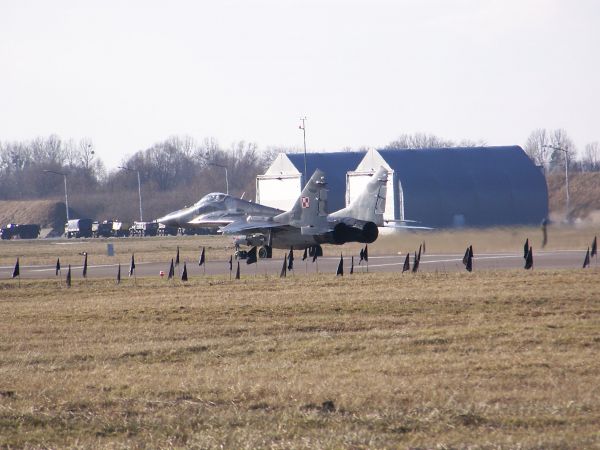 LOTNISKO MALBORK- MIG 29