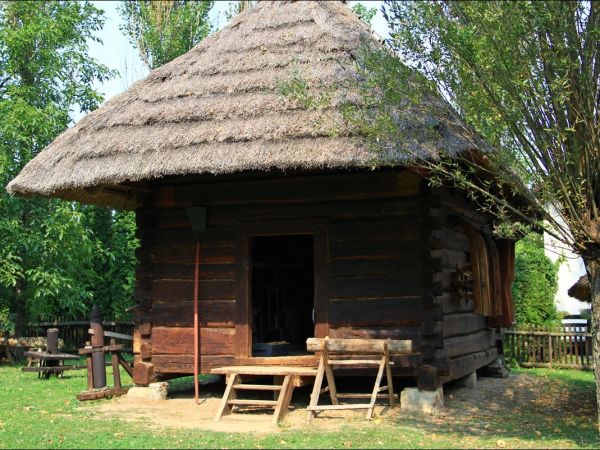 Skansen w Markowej - spichlerz