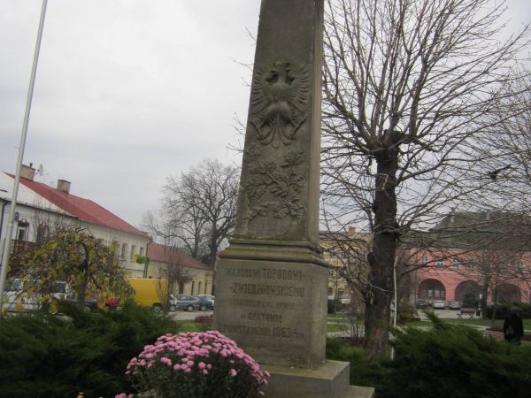 Pomnik Majora Topora-Zwierzoowskiego