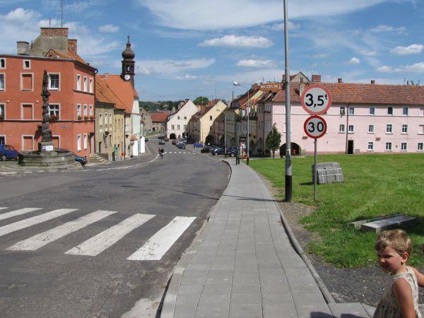 Dla fanów " Sami swoi "  nie trzeba przedstawiać.