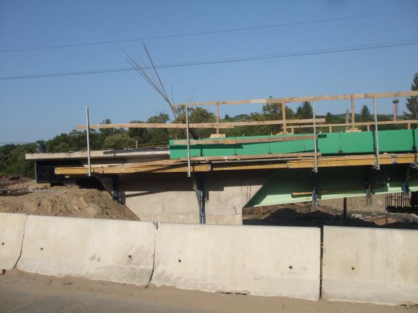 Rzepedź lato 2013, przebudowa mostu