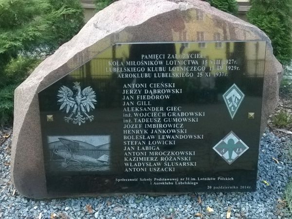 Szkoła Podstawowa nr 31 im. Lotników Polskich ul. Lotnicza, 20-322 Lublin tel. 81 728 6700 fax 81 728 6701 adres mailowy: sp31@ebox.lublin.pl