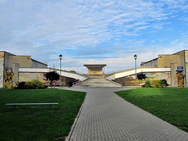 Droga do Misterium Męki Pańskiej na terenie franciszkańskiego klasztoru-sanktuarium w Niepokalanowie („Gród Maryi”)