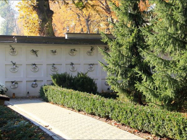 Klasztor i park  ss. Niepokalanek na Głębokiej.