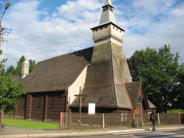 Zabytkowy kościół w Cięcinie (1km od Węgierskiej Górki)