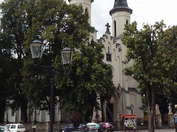 Zabytkowy kościół.