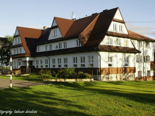 Szkoła w Maruszynie Górnej