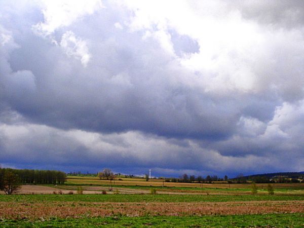 Krajobraz za Małą Kamienicą w kierunku Kwieciszowic