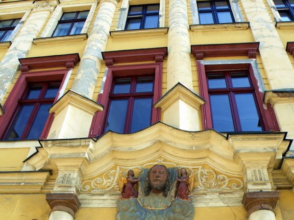 Rynek zabytkowa kamienica nr15