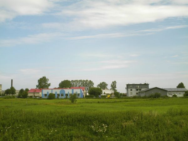 Wycinek ul. Pionierów od strony rzeki Łeby.