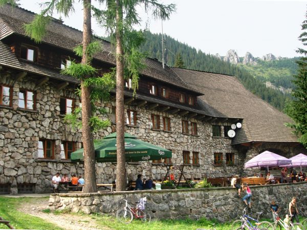 Schronisko Górskie PTTK na Polanie Chochołowskiej, Kościelisko