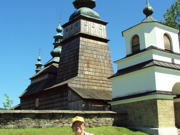 cerkiew pw. Opieki Bogurodzicy - perełka na Szlaku Architektury Drewnianej w Małopolsce.