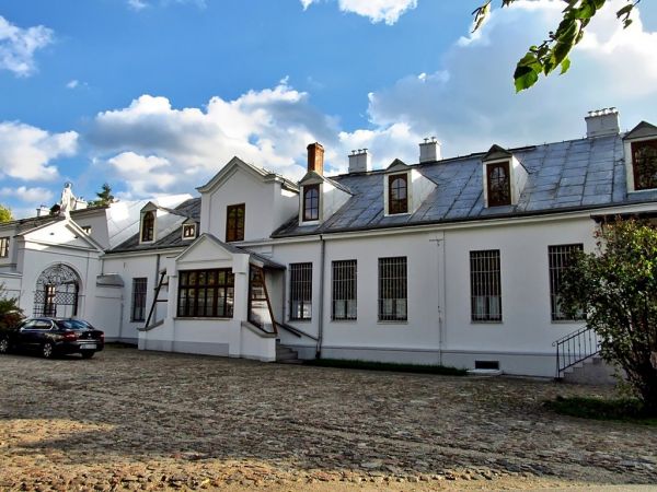 Sanktuarium Najświętszej Maryi Panny Jazłowieckiej w Szymanowie.