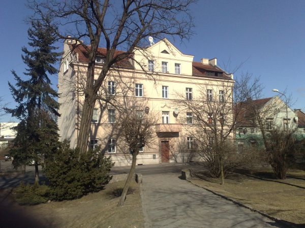 Kamienica przy ulicy Wały Generała J.Dąbrowskiego.