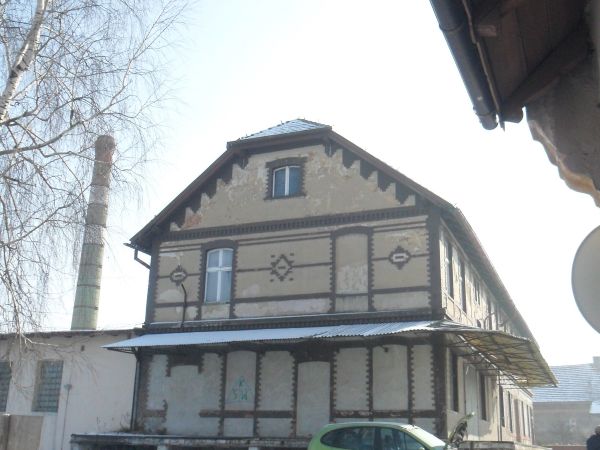 Budynek po byłej mleczarni i serowni