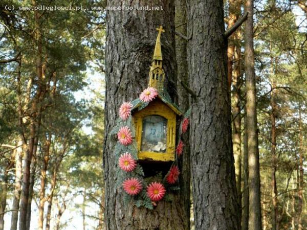 Kapliczka przydrożna w Suliszowicach