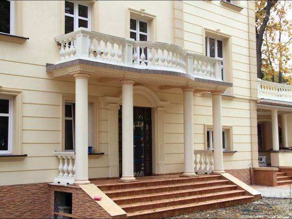 Zespół pałacowo - parkowy w Ożańsku.