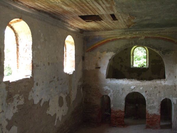 Cerkiew w Króliku Wołoskim została zbudowana w latach 1843-1845 w miejscu starszej, drewnianej świątyni. W latach 1923 oraz 1930 została odnowiona. Po wojnie, p