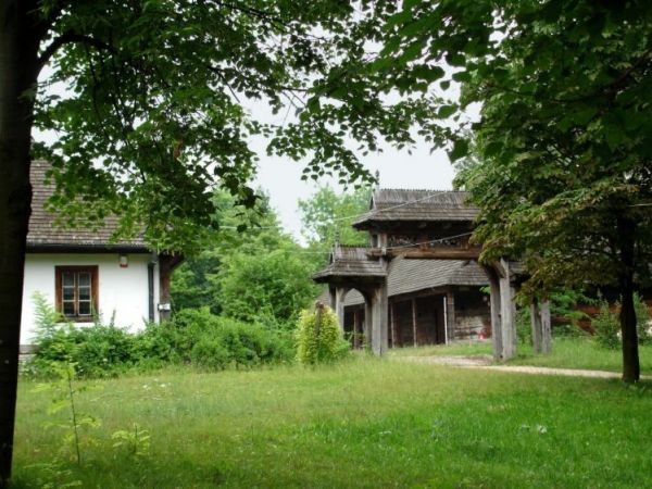 Skansen Wsi Ziemi Lubelskiej -  http://www.skansen.lublin.pl/